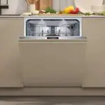 Встраиваемая посудомоечная машина Neff 60 см с цеолитовой сушкой в кухне